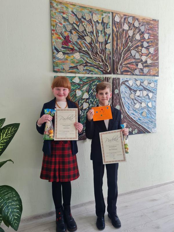 Mūsų mokyklos pradinukai Paulina ir Mantvydas dalyvavo Meninio Skaitymo konkurse